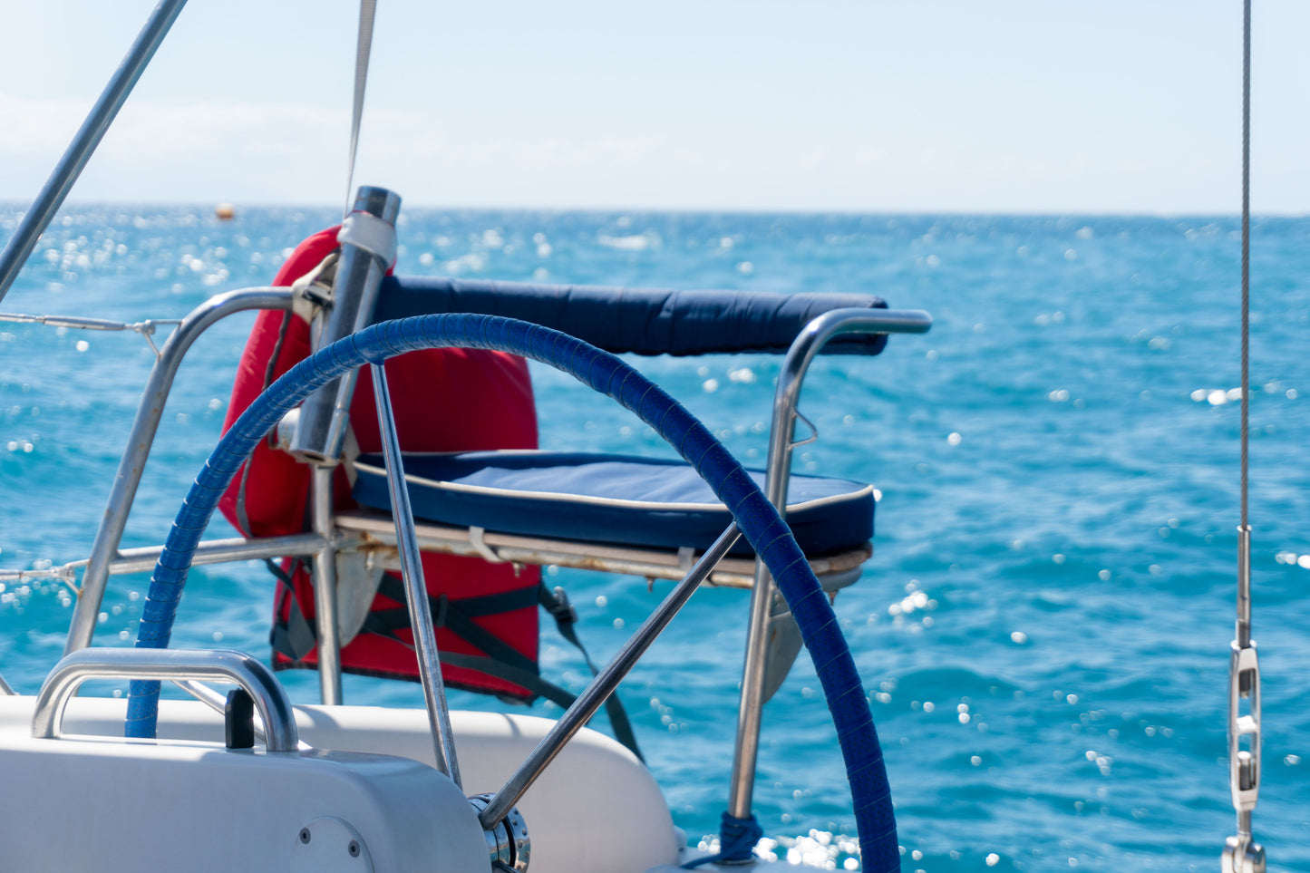 Auto Pilot Cruising - DSC01821 - Photo - Photographer Martin Fisher