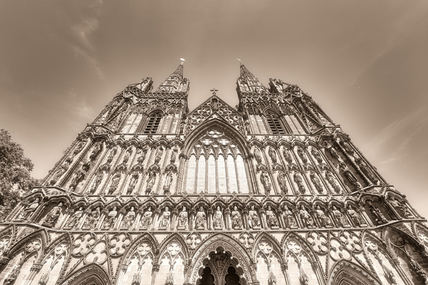Lichfield Cathedral - DSC01162 - Photo - Photographer Martin Fisher