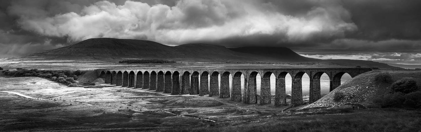Ribblehead Viaduct - Photo - Photographer Darron Matthews