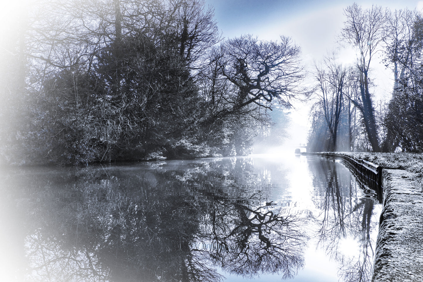 Blue Chill Morning- Great Haywood - Canal 3 - DSC04282 - Photo - Photographer Martin Fisher