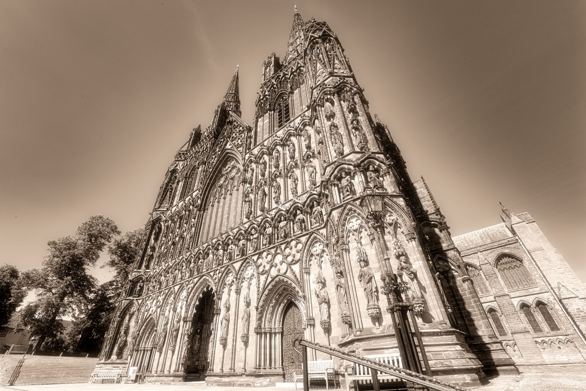 Lichfield Cathedral - DSC01336 - Photo - Photographer Martin Fisher